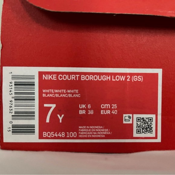 Kid Sized Nike Court Sneakers - Picture 7 of 7